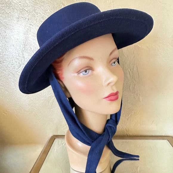APPEALING BLUE VINTAGE 80s\' WIDE BRIM HAT WITH FABRIC \